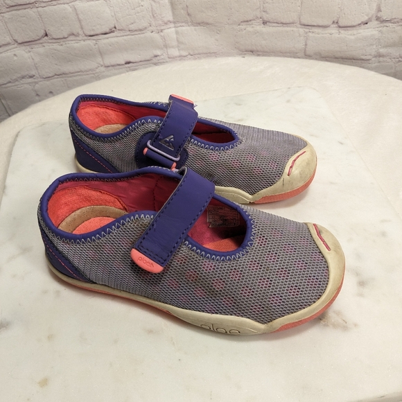 PLAE Chloe Passion Flower Sneaker Flex Sole Toe Guard Youth 11 Euro 28 - Picture 3 of 8